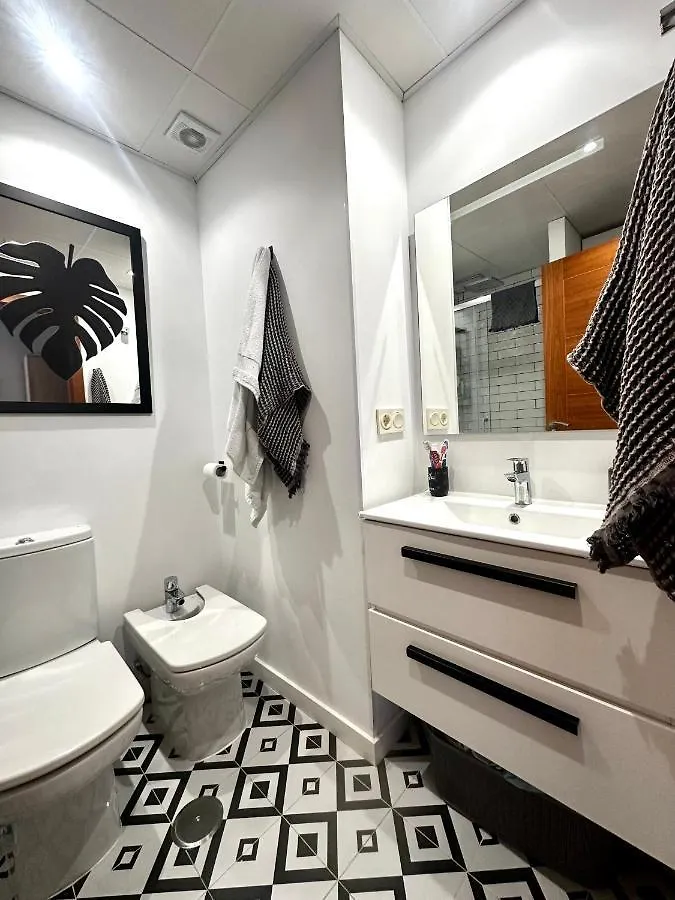 Apartment En Pleno Centro, Super Coqueto Y Perfecto Para 2, Malaga Spain